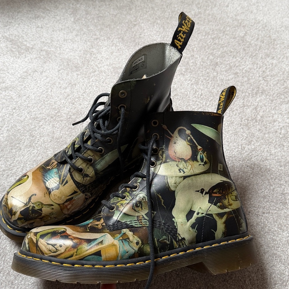 Rare Men’s Doc Martins Bosch Hell Black printed boots